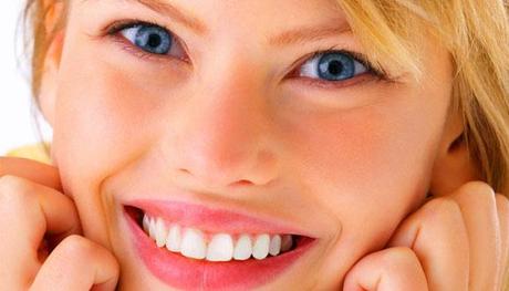 Blanqueamiento dental Clínica Carlos Viru