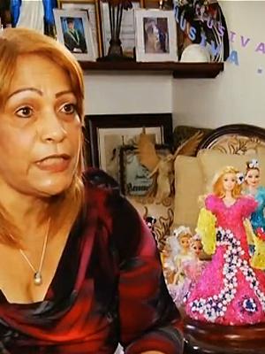 Una mujer crea muñecas de Jenni Rivera, dice que la cantante se lo pidió en un sueño