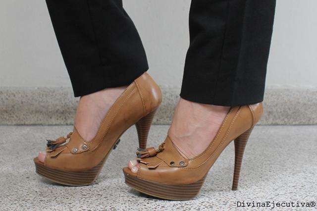 Look del día:  Negro & Camel