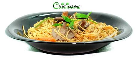 yakisoba, receta yakisoba, salsa yakisoba, salsa de soja, fideos, cocina oriental, fideos japoneses, recetas de cocina, blog de cocina, curiosidades gastronómicas, chistes, humor