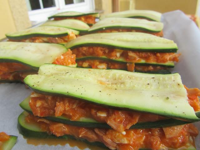 Barquitas de calabacín y atún
