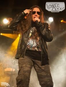 CRONICA Y FOTOS DE SANTELMO+ASFALTIKA+SINESTRESS EN FUENLABRADA.