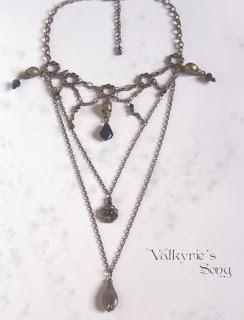 Los complementos de “Valkyrie’s Song”