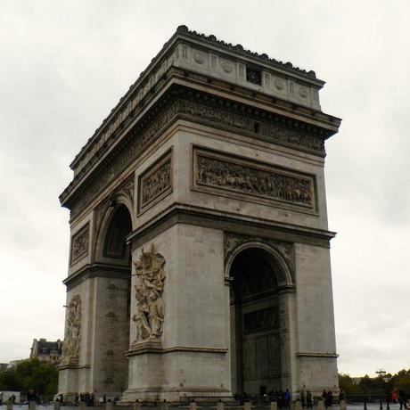 París en Octubre. Entre el Moulin Rouge y la Torre Eiffel, el Arco del Triunfo