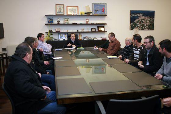 LA SOLUCIÓN ANTI-CRISIS, BANCO LOCAL