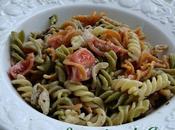 Ensalada pasta pollo salsa anchoas