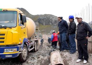 En Canta: AVANZAN CONSTRUCCION DE REPRESA EN LA LAGUNA DE CHUCHON…