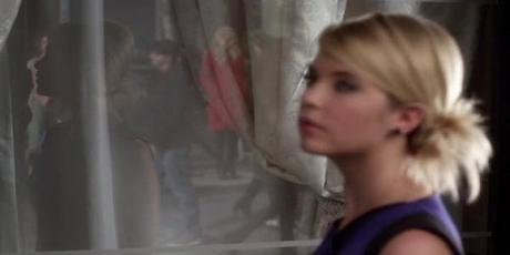 [Spoiler Alert] “Pretty Little Liars”: Cada vez más cerca de descubrir quién es A