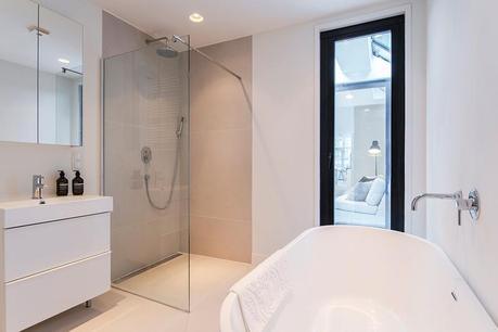 Oficina reconvertida en apartamento