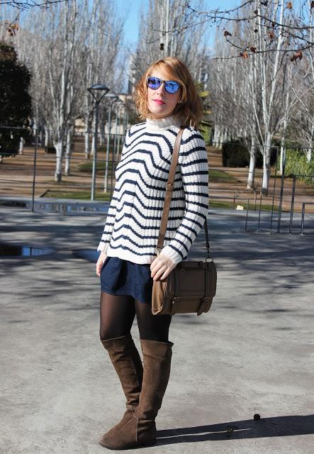 Look Navy + botas XXL+ gafas espejo
