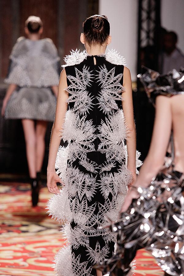 Iris Van Herpen y Chanel Couture 2013