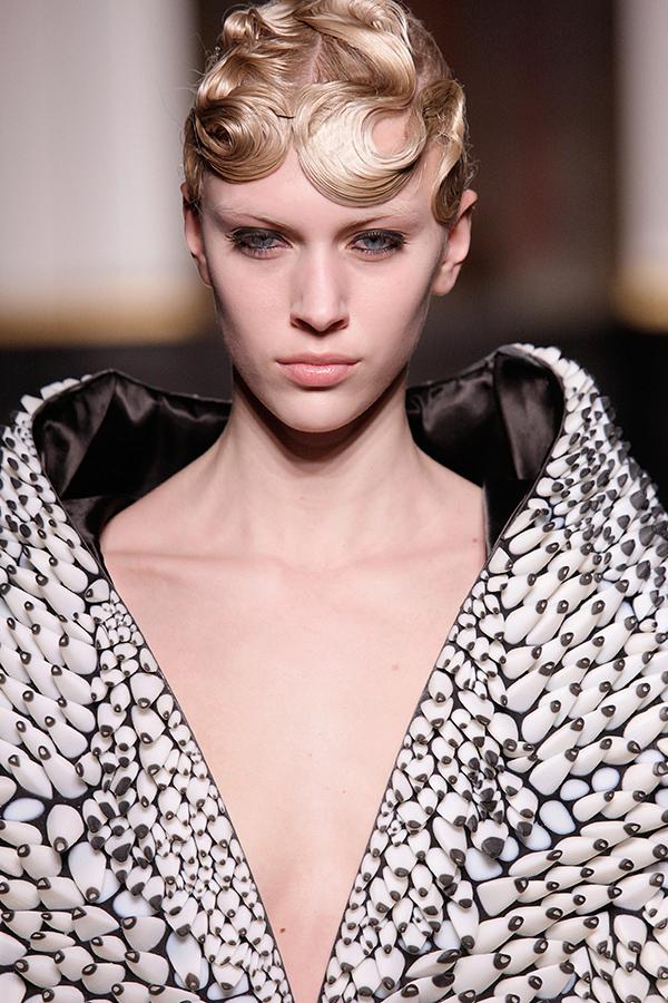 Iris Van Herpen y Chanel Couture 2013