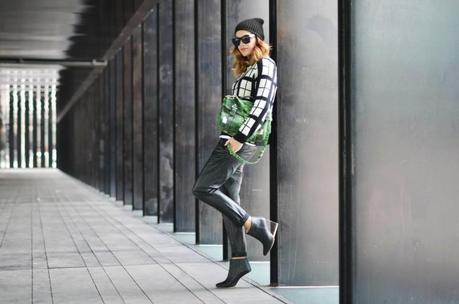 YOU CAN SEE THROUGH THEM YOU CAN SEE THROUGH THEM