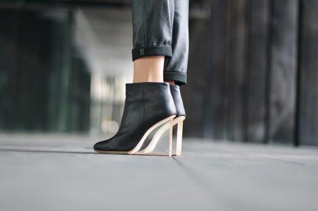 YOU CAN SEE THROUGH THEM YOU CAN SEE THROUGH THEM