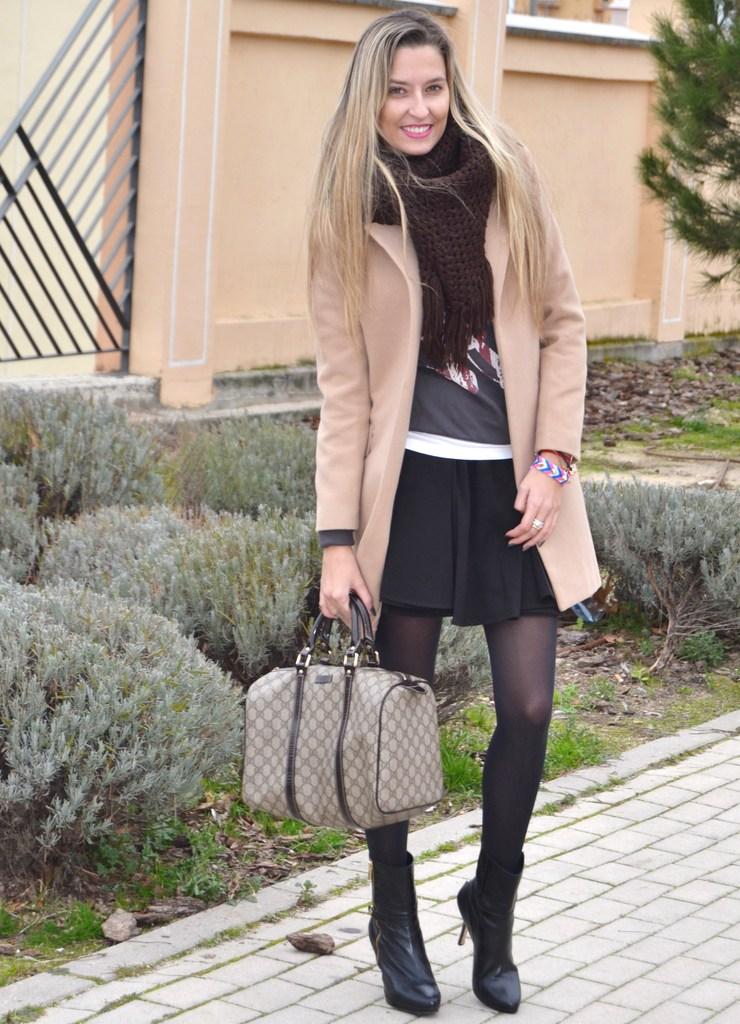 Camel coat with sweatshirt