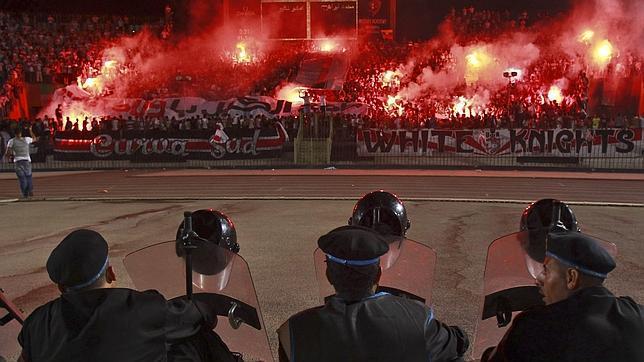 Pena de muerte para los responsables de la tragedia del estadio de fútbol de Port Said en Egipto