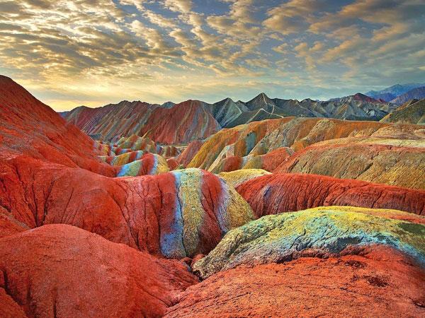 China, montañas multicolor
