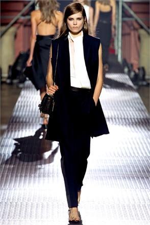 ES TENDENCIA: La eterna elegancia del Traje!