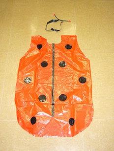 Disfraces de Cartón o Plástico, Reciclando