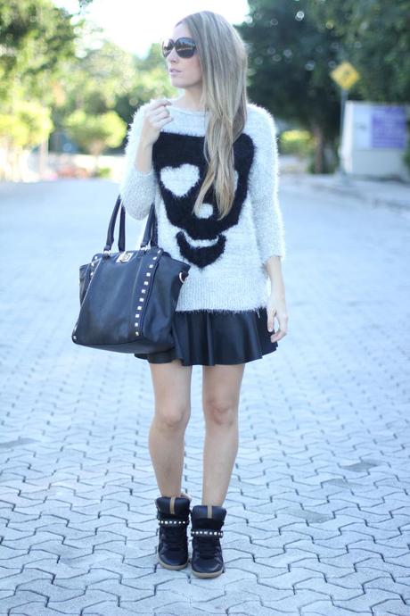 UPS... IN SNEAKERS AGAIN