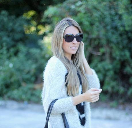 UPS... IN SNEAKERS AGAIN