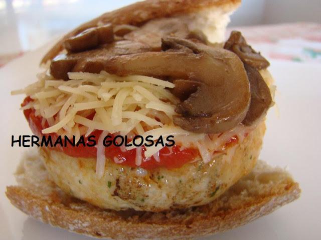 HAMBURGUESA DE POLLO Y QUESO