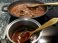 Crema de calabaza con reducción de Módena // Conejo con chocolate