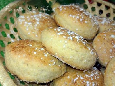 Scones al aroma de azahar con miel