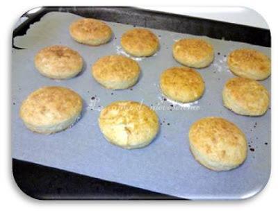 Scones al aroma de azahar con miel