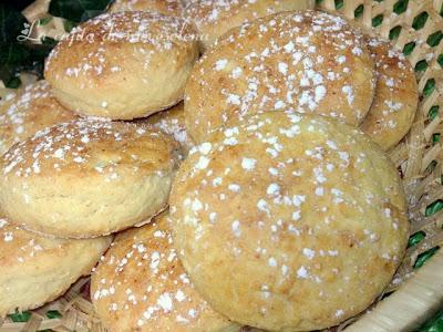 Scones al aroma de azahar con miel