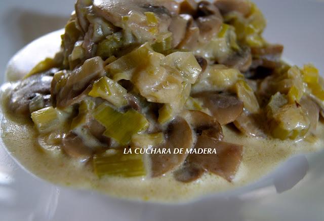 APIO CON PUERROS Y SETAS