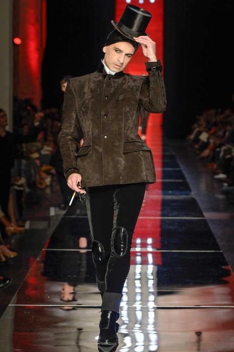 JEAN PAUL GAULTIERDiseñador de moda Francés, nacido el 24...