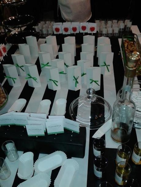 PLUMARTINA, EL ARTE DE SER VISTO