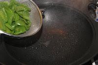 Wok de pollo con salsa de soja