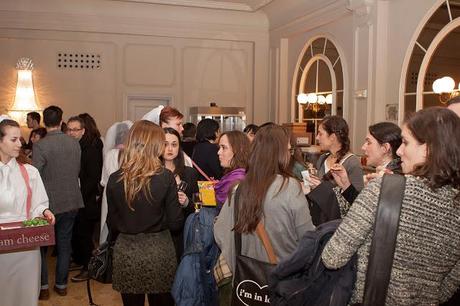 Coctel y teatro en la presentacion oficial de Webnovias Coctel y teatro en la presentacion oficial de Webnovias