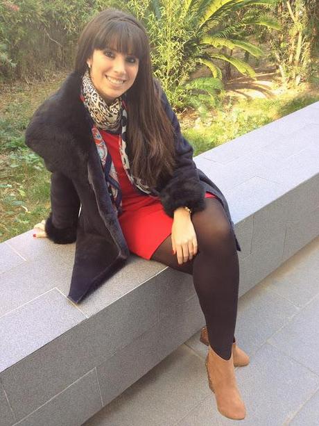 Hoy no pasamos frío- Abrigo de pelo azul marino