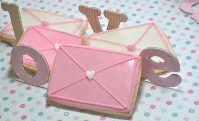 CARTAS DE AMOR DE GALLETA PARA SAN VALENTIN. LOVE LETTERS COOKIES