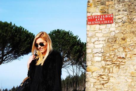 Camel & Black. Camel & Black.