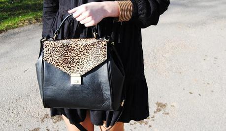 Camel & Black. Camel & Black.