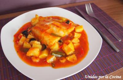 Bacalao en salsa de Tomate con Gambas