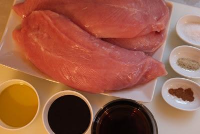 Palmeritas dulces de Hojaldre y Solomillos de Pavo. Capeando el temporal.