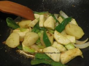 Salteado de pollo a la hortelana