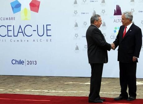 Caradurez Total: Celac, Chile, Cuba, Hugo Chavez y El Mercosur