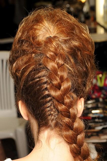 Paris Fashion Week: maquillaje y peinados para la nueva temporada P/V 2013 Trenza Jean Paul Gaultier