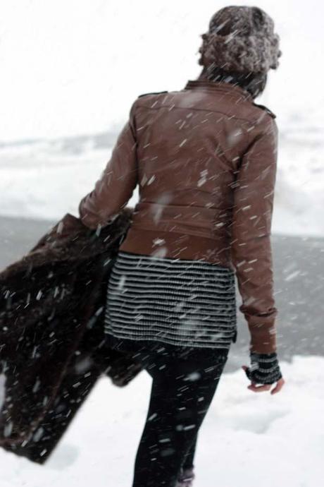 Abrigo bajo la nieve…