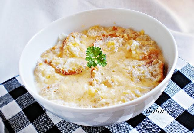 Sopas con huevo y queso