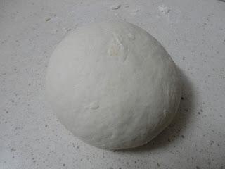 Masa Casera de Pizza... ¿Fina y Crujiente o Gordita y esponjosa? Pizza Margarita y Pizza Barbacoa Masa Casera de Pizza... ¿Fina y Crujiente o Gordita y esponjosa? Pizza Margarita y Pizza Barbacoa