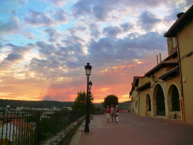 RECUERDOS AL ATARDECER