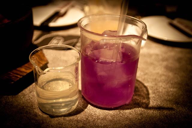 Cenando en una carcel