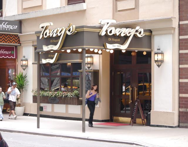 Tony's Di Napoli (Nueva York)